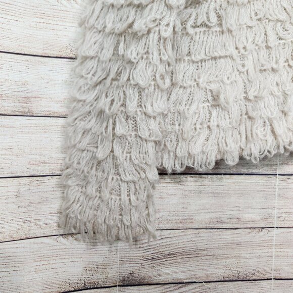ASTR The Label Short Shaggy Loop Knit Cardigan Beige Sweater Size M Wool Blend - Picture 14 of 15